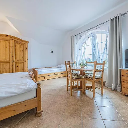 Pensjonat Kwiatkowski Apartament Nr 3 Nowecin Esterno foto